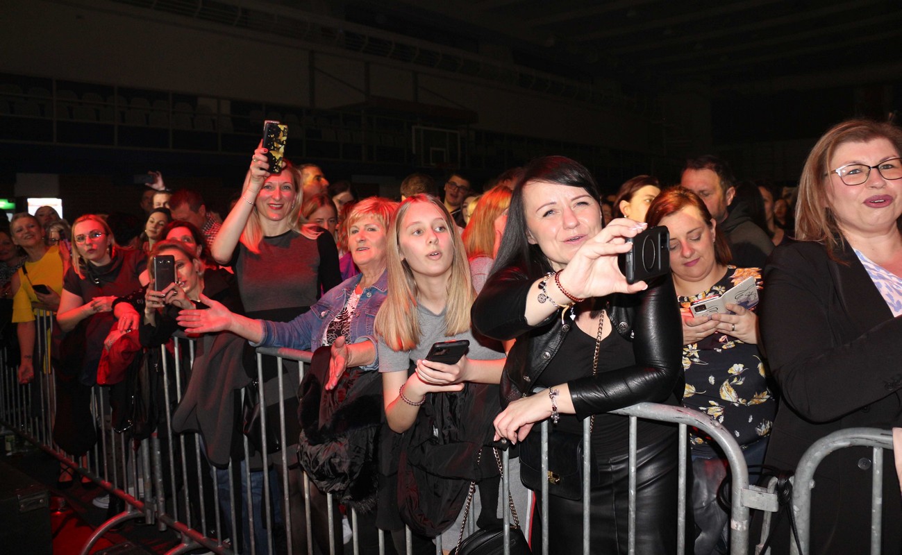 Neda Ukraden i grupa Vigor