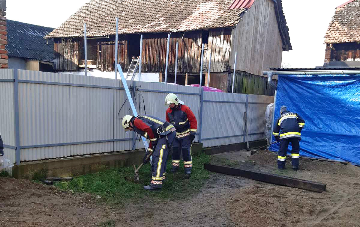 Vatrogasci s područja Preloga na potresom porušenim područjima