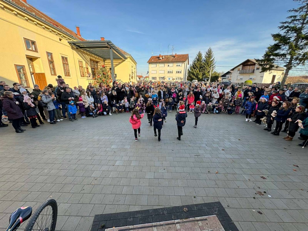 doček, Donja Dubrava