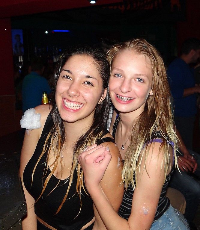 slika0038987067 Pjena party u Šampionu (Subota, 16.8.2014.)