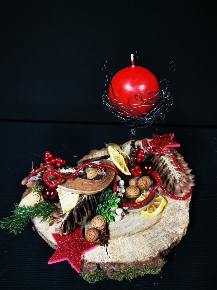 FOTO Profesorica Sabina Šegula iz Slovenije održala radionicu izrade adventskih dekoracija u Gospodarskoj školi Čakovec FOTO Profesorica Sabina Šegula iz Slovenije održala radionicu izrade adventskih dekoracija u Gospodarskoj školi Čakovec