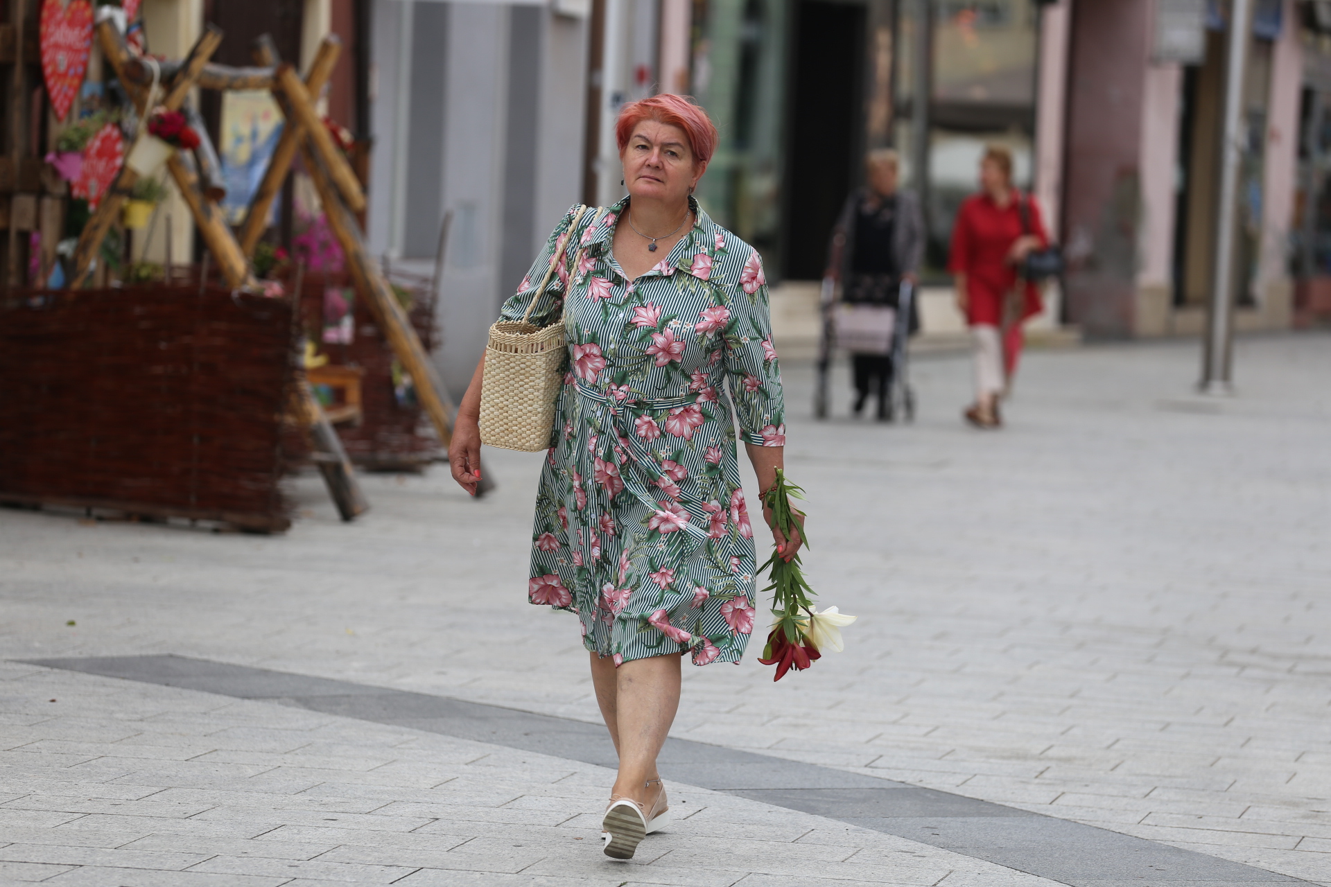 KLIKOM PO ČAKOVCU Ni tmurno vrijeme ne može spriječiti odlično ljetno raspoloženje u centru grada KLIKOM PO ČAKOVCU Ni tmurno vrijeme ne može spriječiti odlično ljetno raspoloženje u centru grada