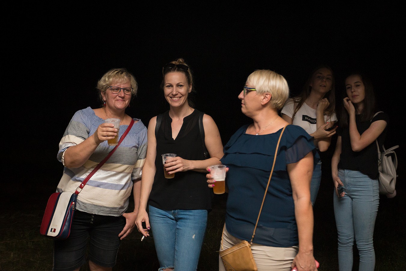 Atraktivne i seksipilne Učiteljice dobro zagrijale šator na Šuderici u Goričanu