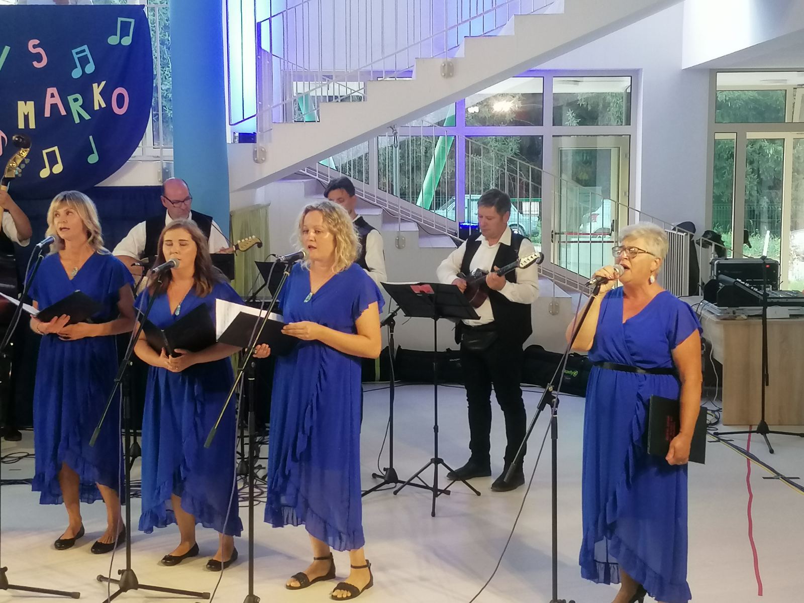 Image 5833303 (auto)