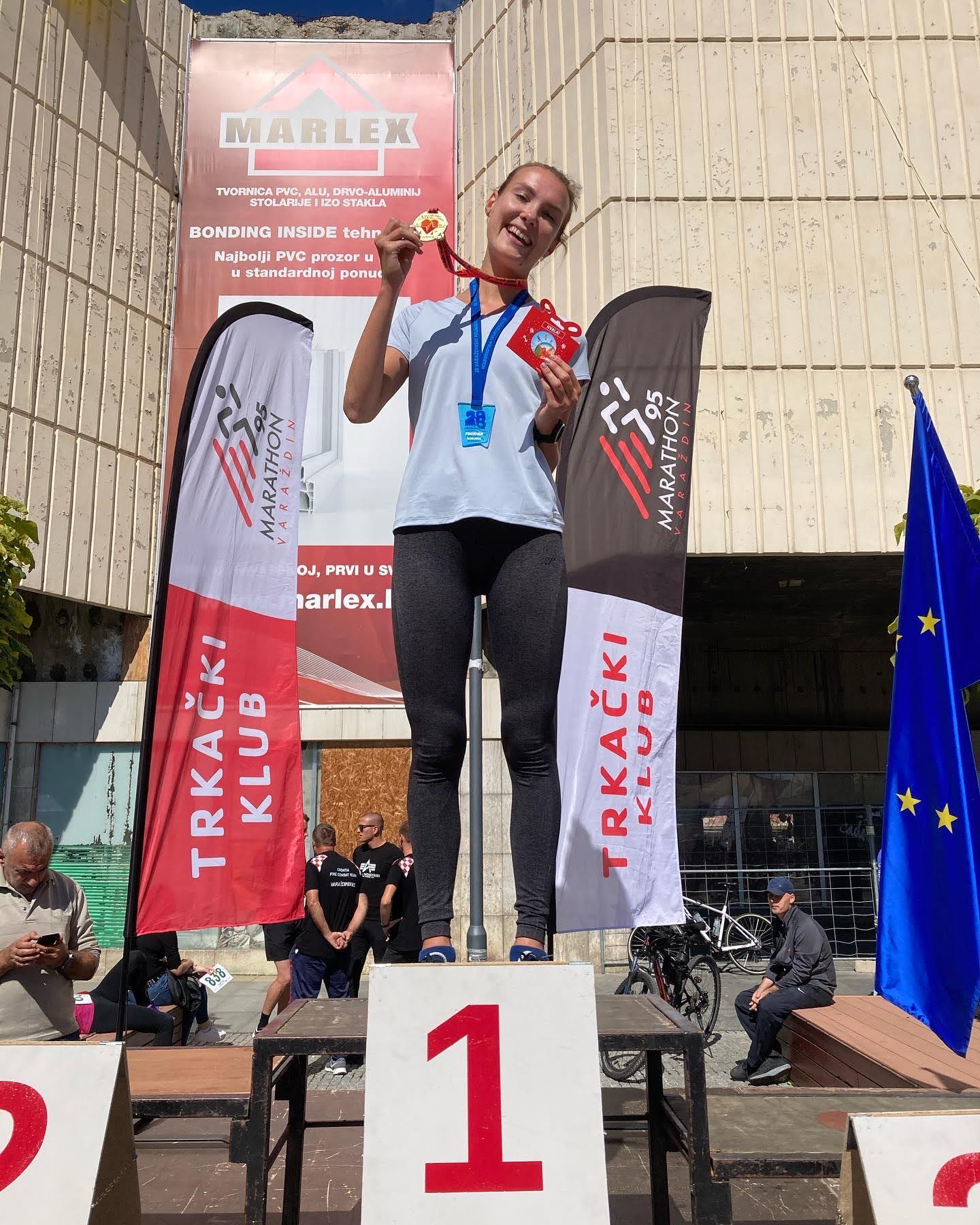 LEA ŠARIĆ IZ VRATIŠINCA Uspješna studentica medicine u Rimu istrčala i svoj prvi maraton!