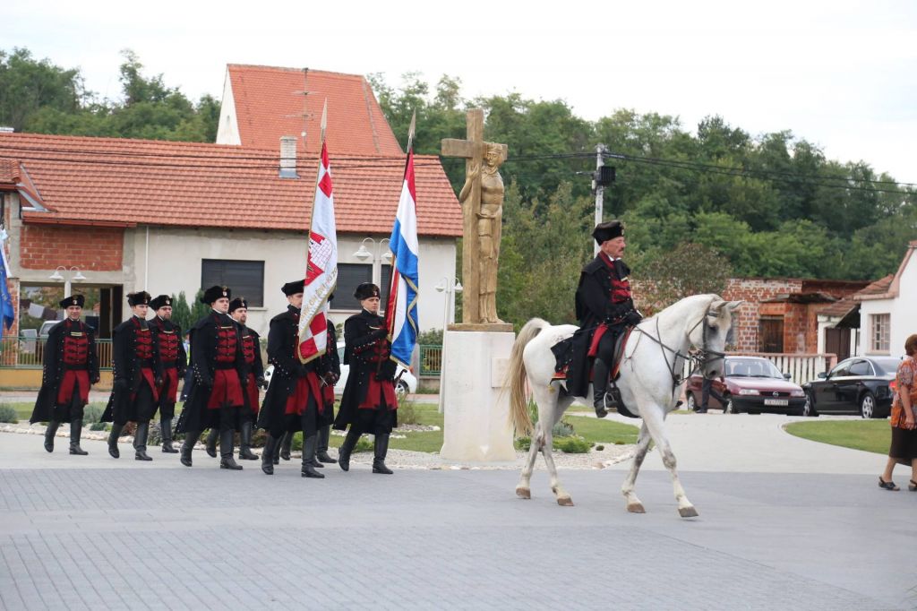 2143939910212942456493111496889