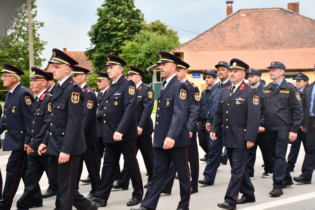 VELIKA SVEČANOST Vatrogasci DVD-a Mala Subotica slave 130. rođendan
