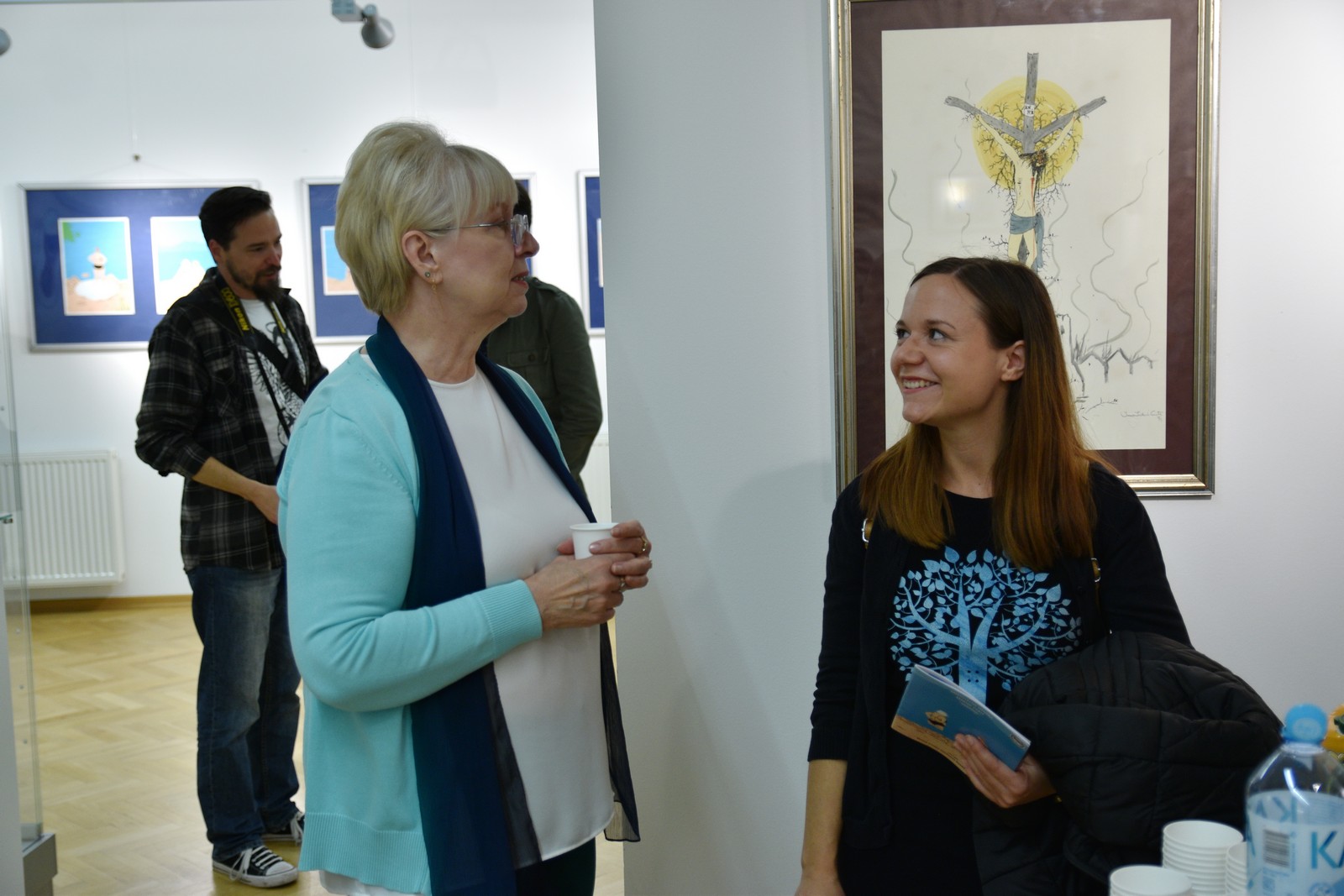 PRELOG Otvorena samostalna izložba ‘Godišnji’ akademske umjetnice Marine Ćorić