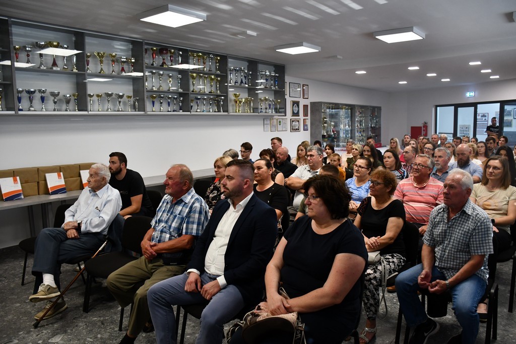 25 godina rada AK Nedelišće ukoričeno u vrijednu monografiju