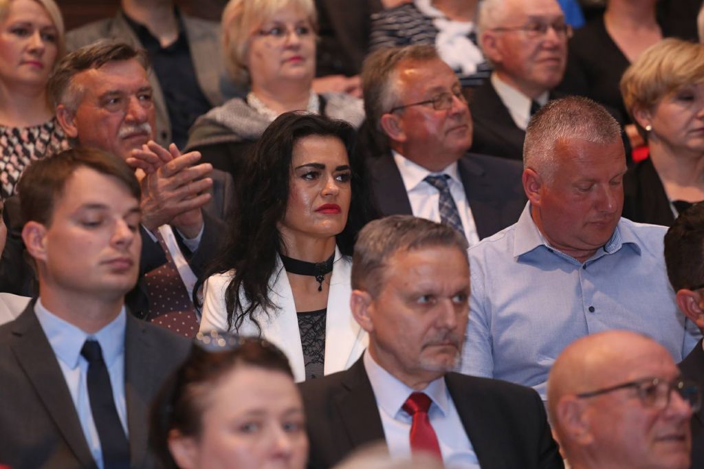 3131804810214901991360258182351