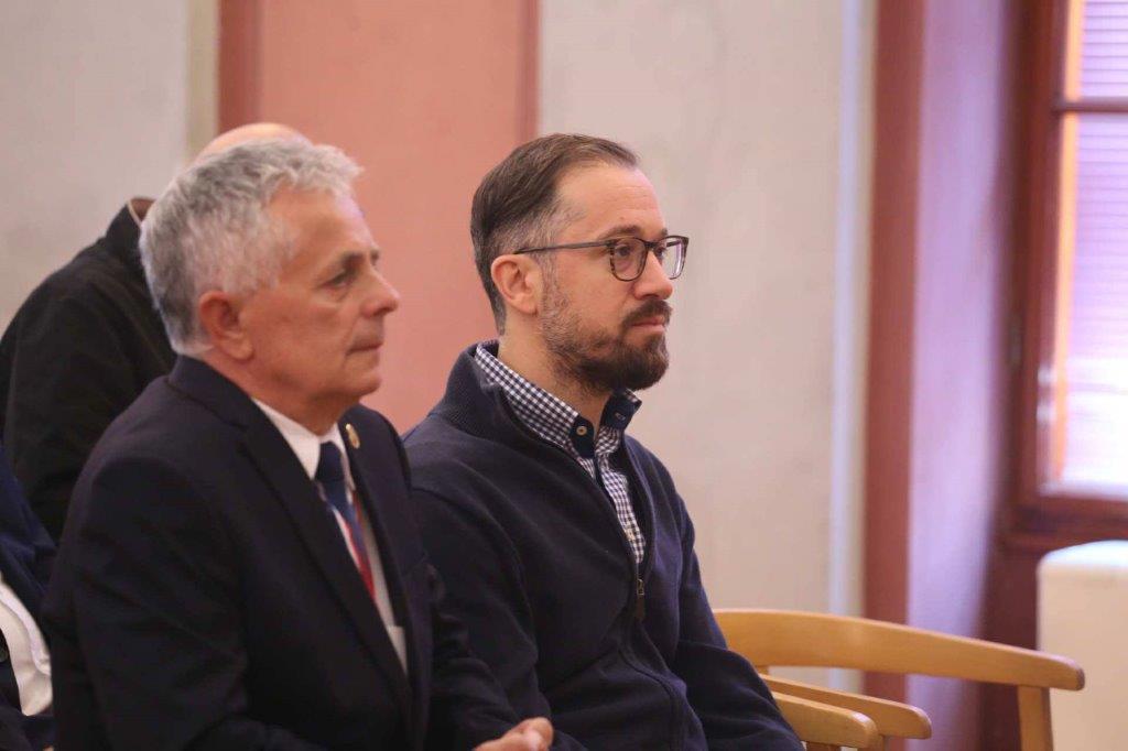 2195132510213071728804838137557 2195132510213071728804838137557