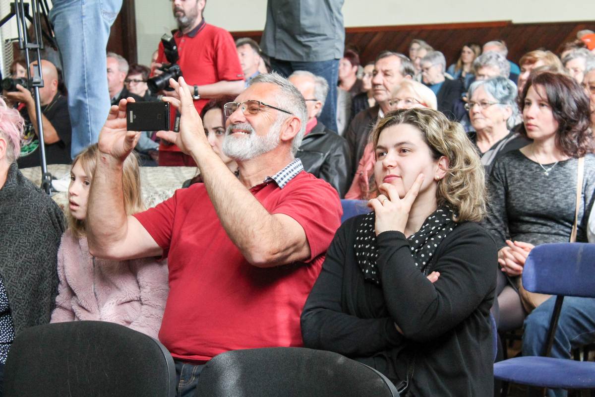 Županijsku smotra tamburaških sastava i kulturno umjetničkih društava u Mačkovcu