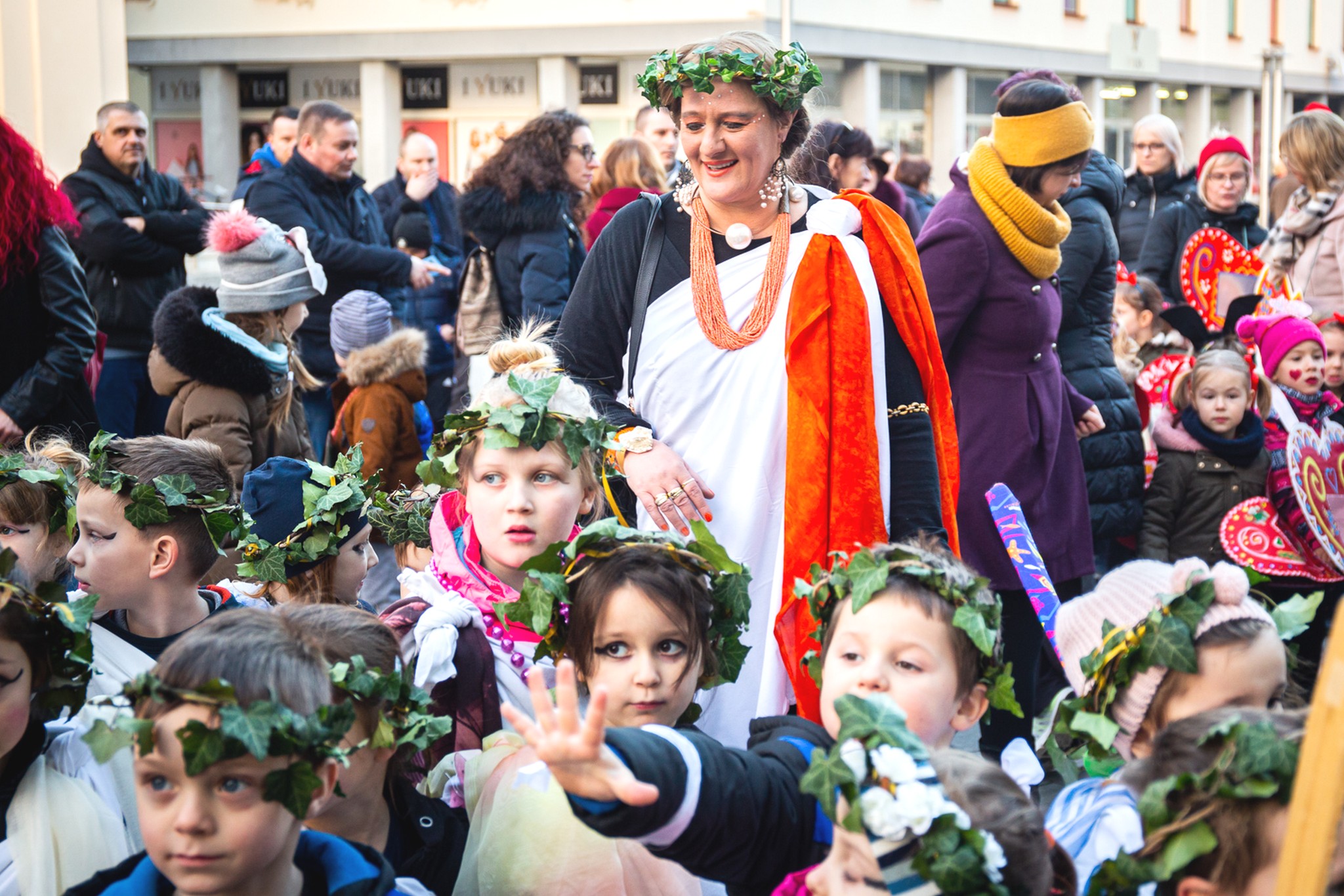 Maskirani mališani Dječjeg vrtića Cipelica mamili poglede u centru Čakovca