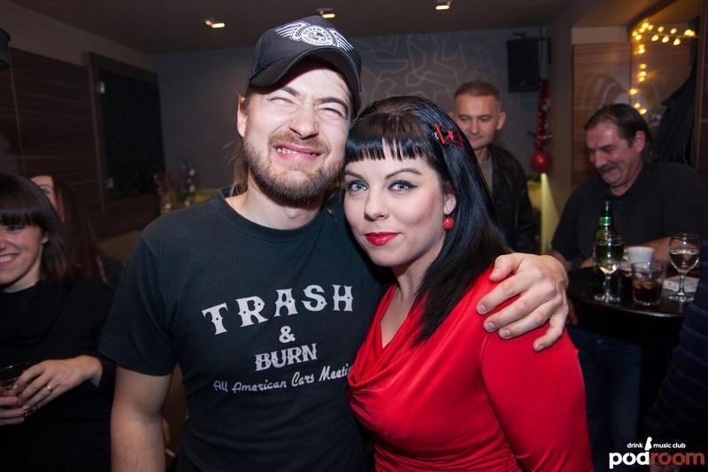 slika0011 Podroom (Petak, 7.12. – Trash & Burn Pin-up Calendar Party – 2. dio)