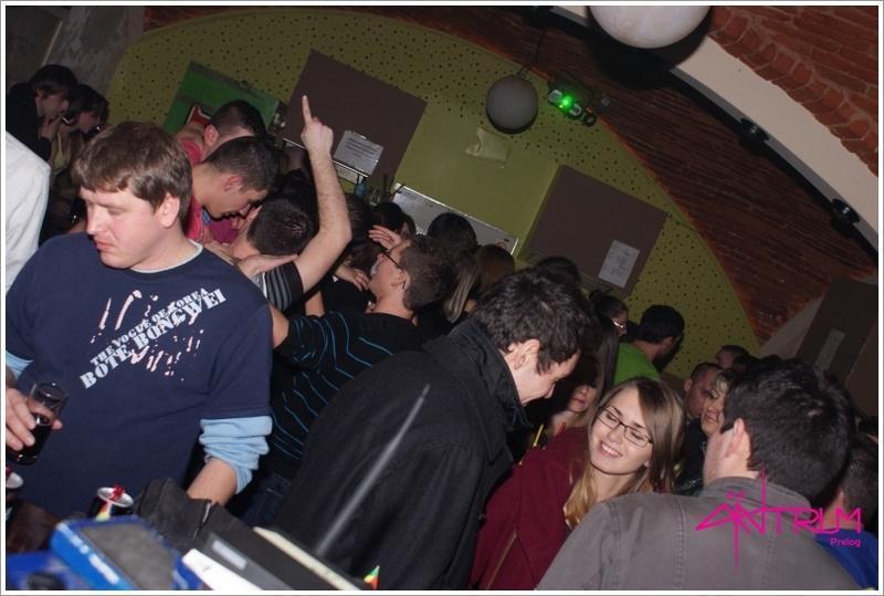 slika0052 Antrum (Subota, 2.3.2013 – Zodiac Band) slika0052 Antrum (Subota, 2.3.2013 – Zodiac Band)