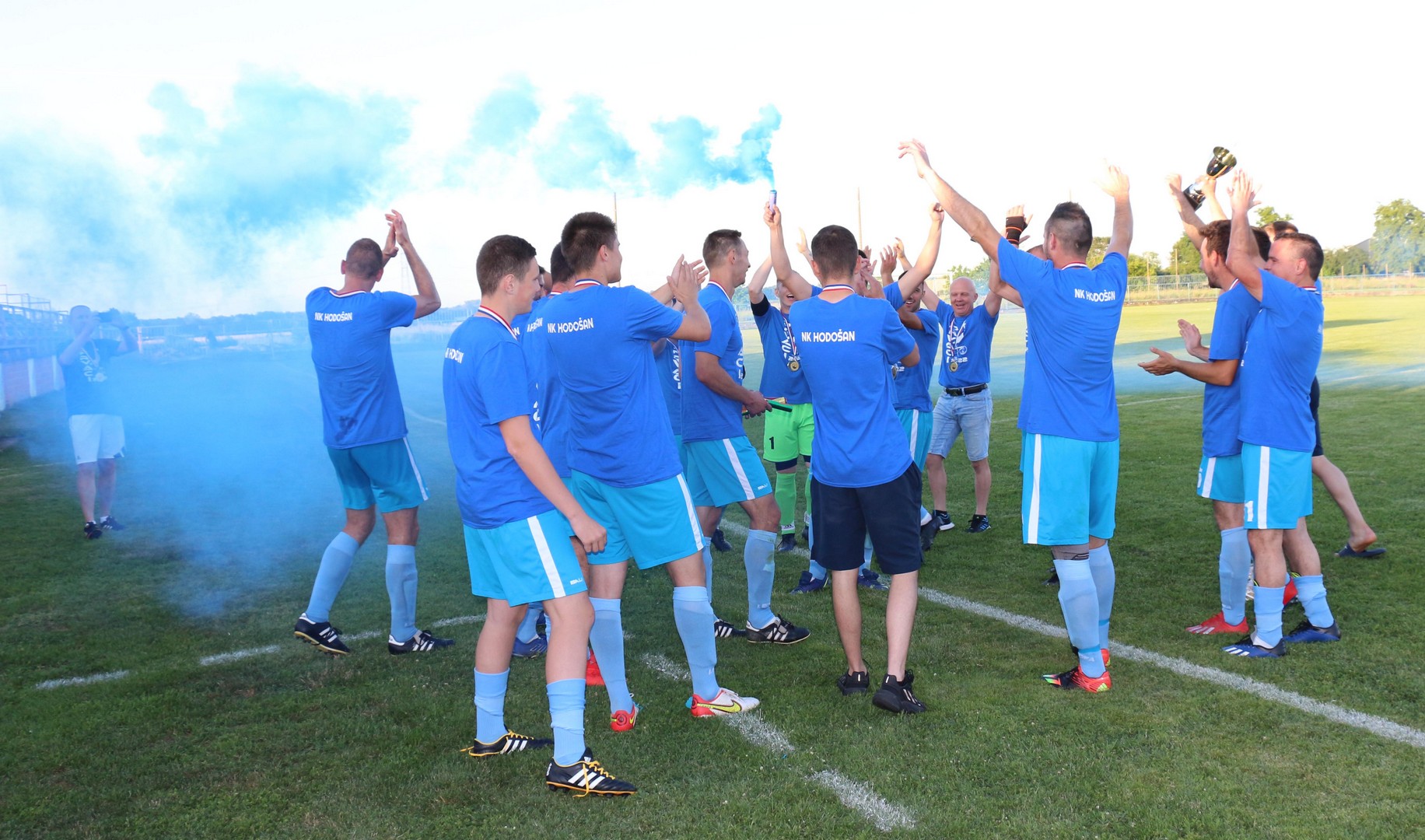Spektakularno slavlje NK Hodošana: Pobjedom zaključili fantastičnu sezonu i proslavili naslov prvaka!