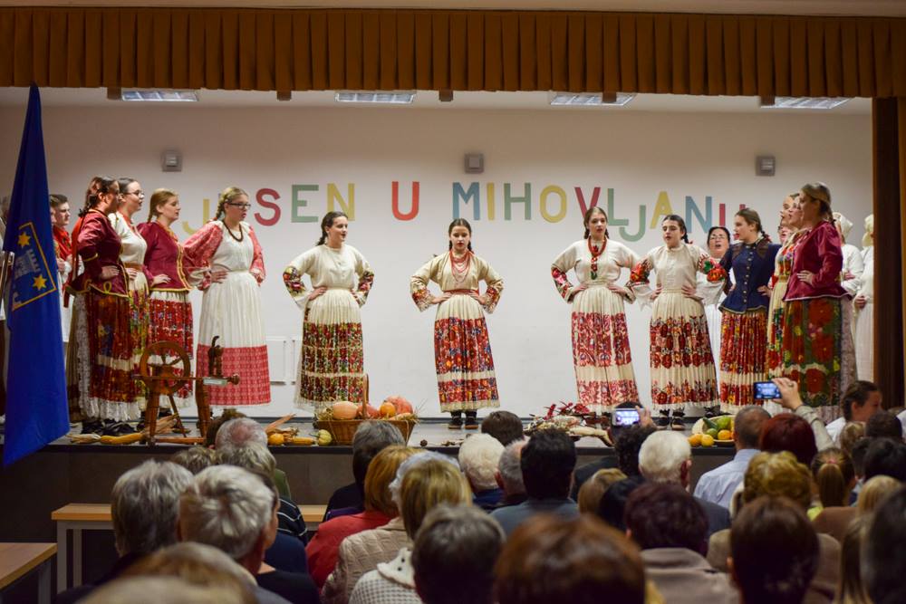 1224095651681067183419886023902