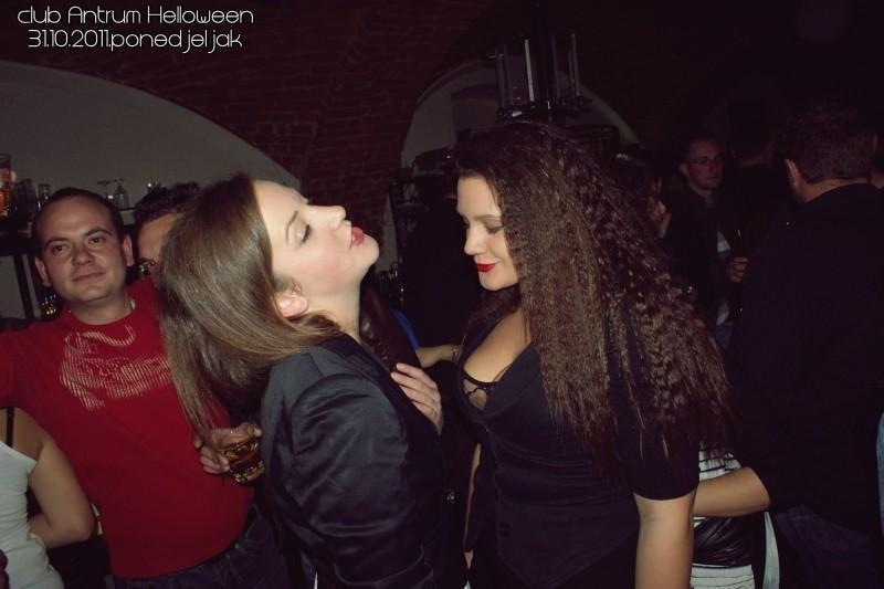 slika0097 Antrum (Pet, sub i pon, 28., 29. i 31.)