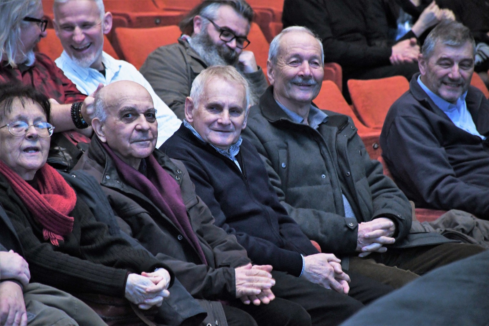 CENTAR ZA KULTURU ČAKOVEC Povodom 45 godina umjetničkog stvaralaštva, Školi animiranog filma dodijeljena Povelja Grada Čakovca!  Članovi Škole animiranog filma Čakovec, jedne od uspješnijih dječjih filmskih obitelji regije te najdugovječnije takve škole u