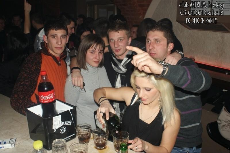 slika0063 Antrum (Subota, 7.1.2012) slika0063 Antrum (Subota, 7.1.2012)