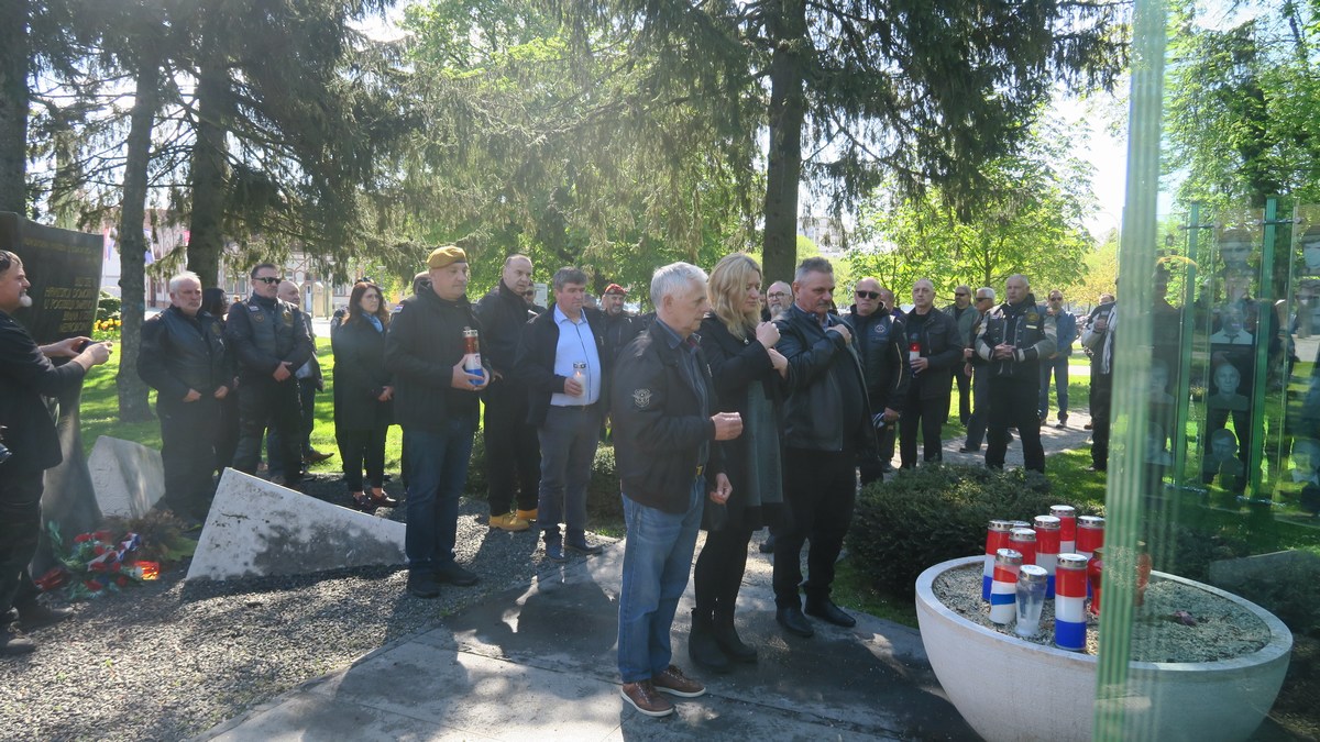 POČAST Karavana iz Splita u Čakovcu odala počast nestalim i poginulim braniteljima u Domovinskom ratu