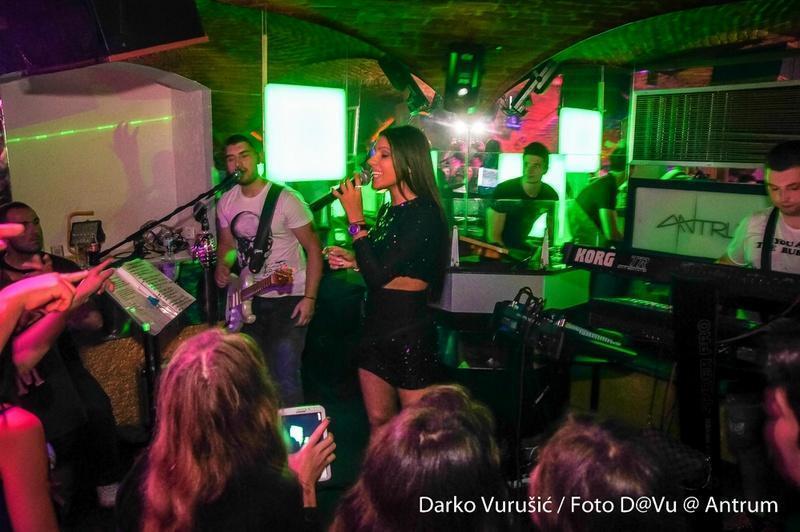 slika00042 Antrum (Subota, 28.6.2014. – Sandra Afrika)