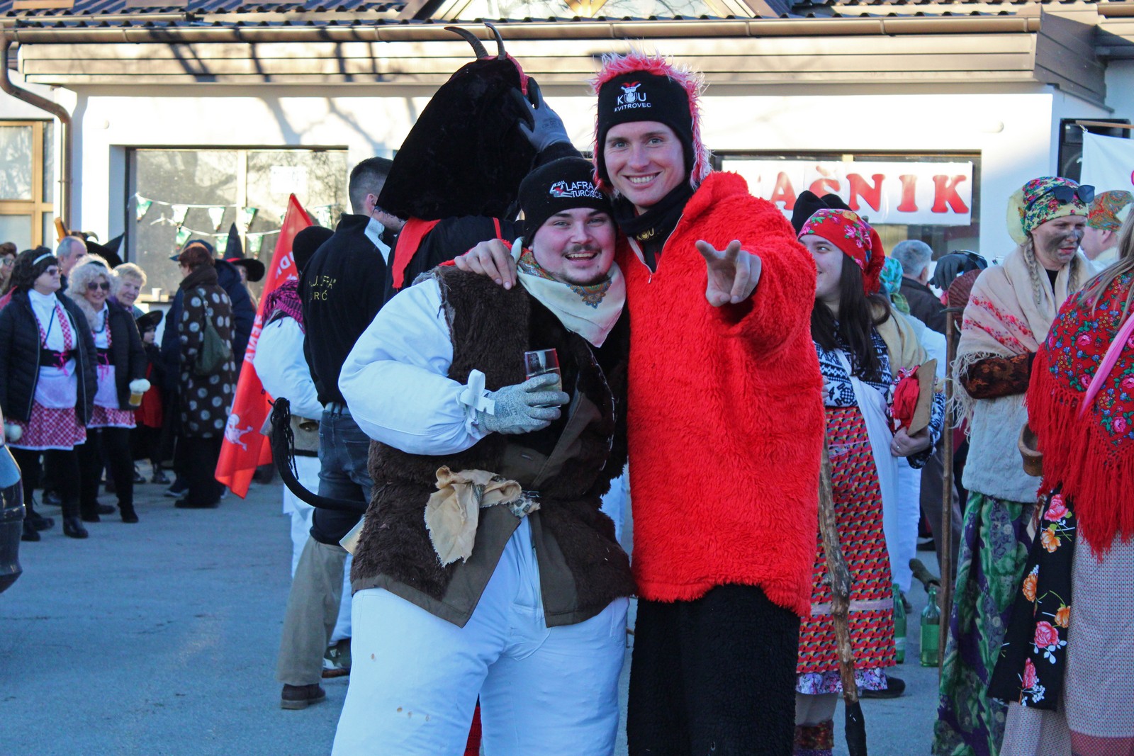 SEZONA MAŠKARA Veselo je bilo na Fašniku u Zasadbreg