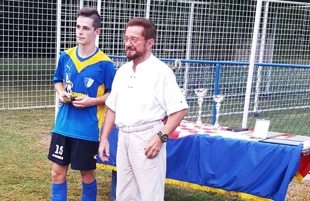 20160731195011resized167290