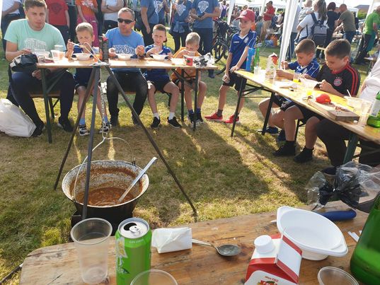 GULAŠIJADA U STRAHONINCU Ekipa iz HVIDR-e Jug Čakovec po prvi put na gulašijadi