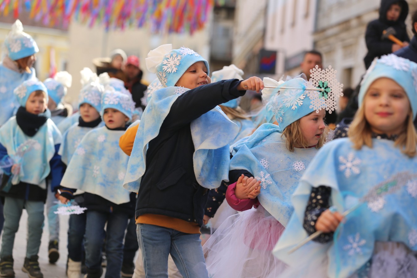 DJEČJI FAŠNIK Male maškare zavladale centrom Čakovca!