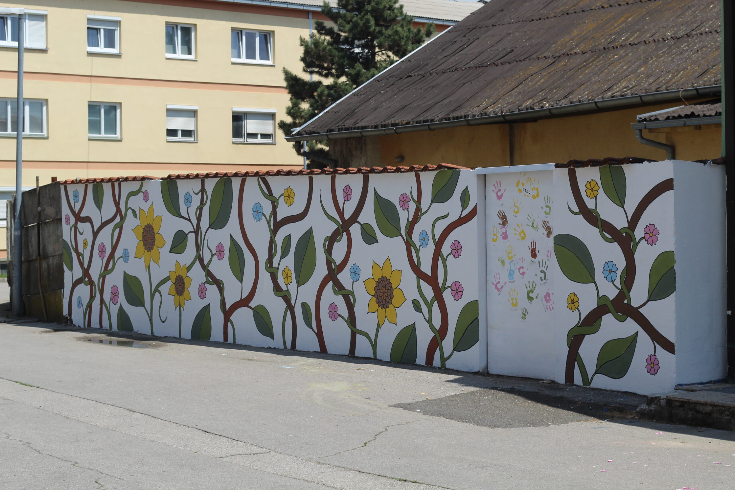Gradu za rođendan, mladi oslikali mural u Čakovcu