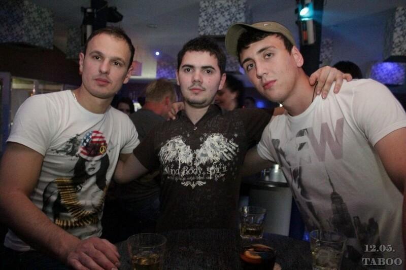Foto140