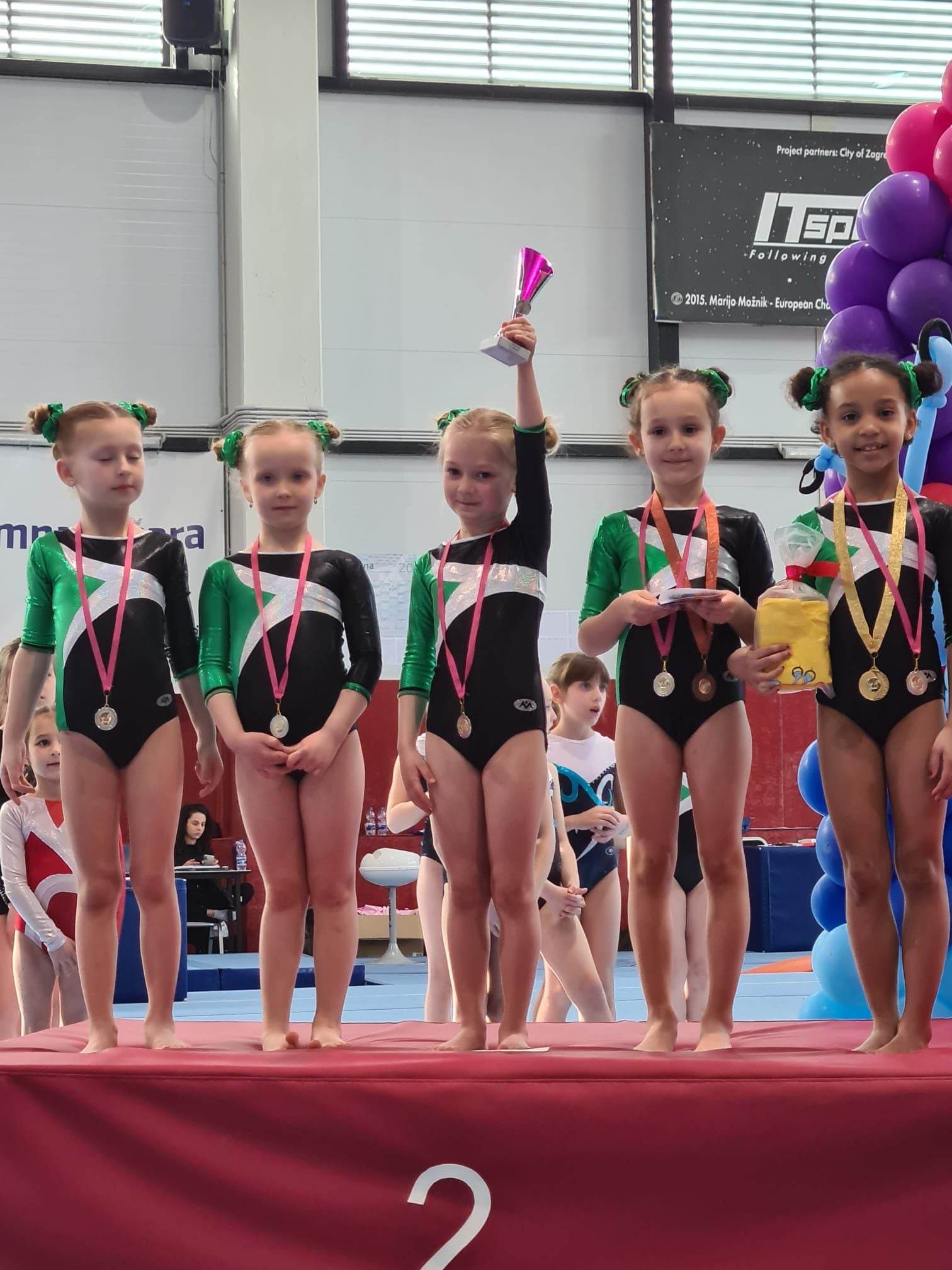 PRVI, ALI USPJEŠAN NASTUP Veliki uspjeh malih gimnastičarki GK-a Nedelišće u Zagrebu