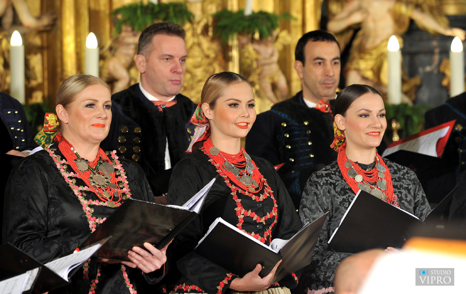 Ansambl Lado oduševio prepunu crkvu u Prelogu