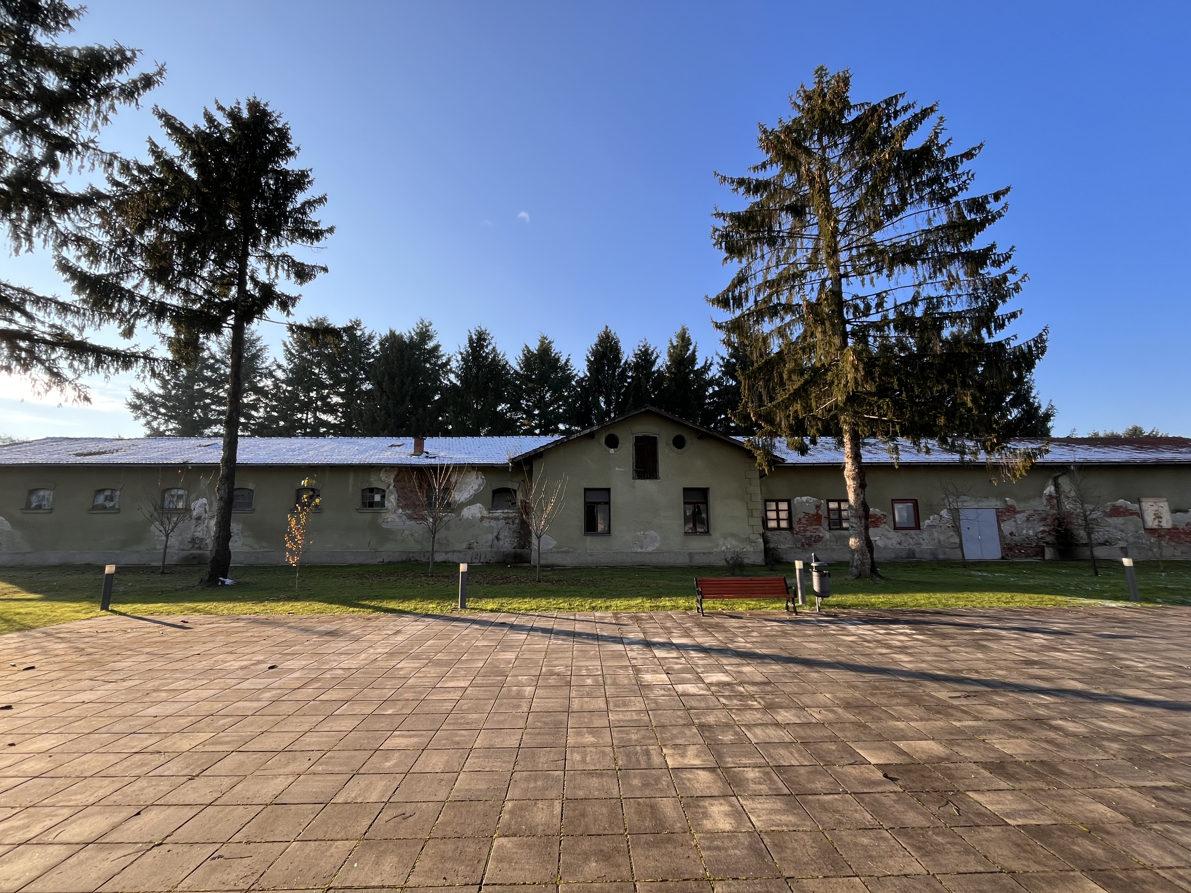 FOTO Četiri stare zgrade u bivšem vojnom kompleksu u Čakovcu bit će obnovljene