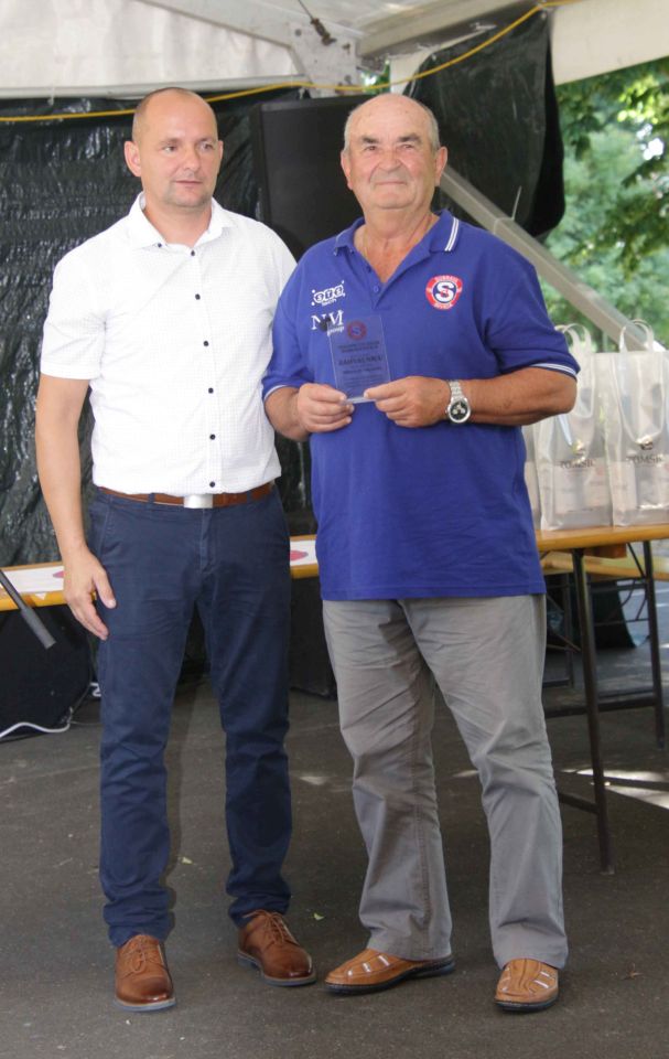 60 GODINA NK DUBRAVE Sivica proslavila rođendan uz emocije, plakete i gulaš (15)