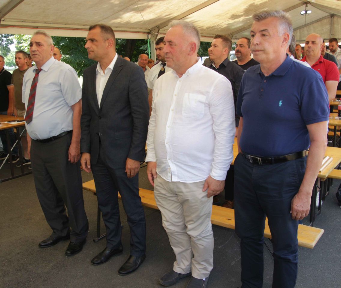 60 GODINA NK DUBRAVE Sivica proslavila rođendan uz emocije, plakete i gulaš (2)