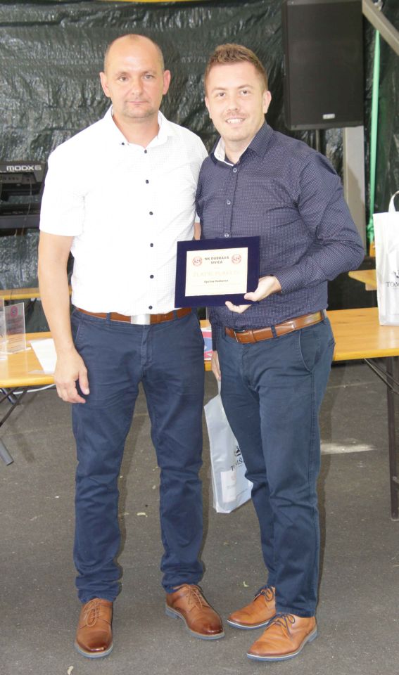 60 GODINA NK DUBRAVE Sivica proslavila rođendan uz emocije, plakete i gulaš (21)