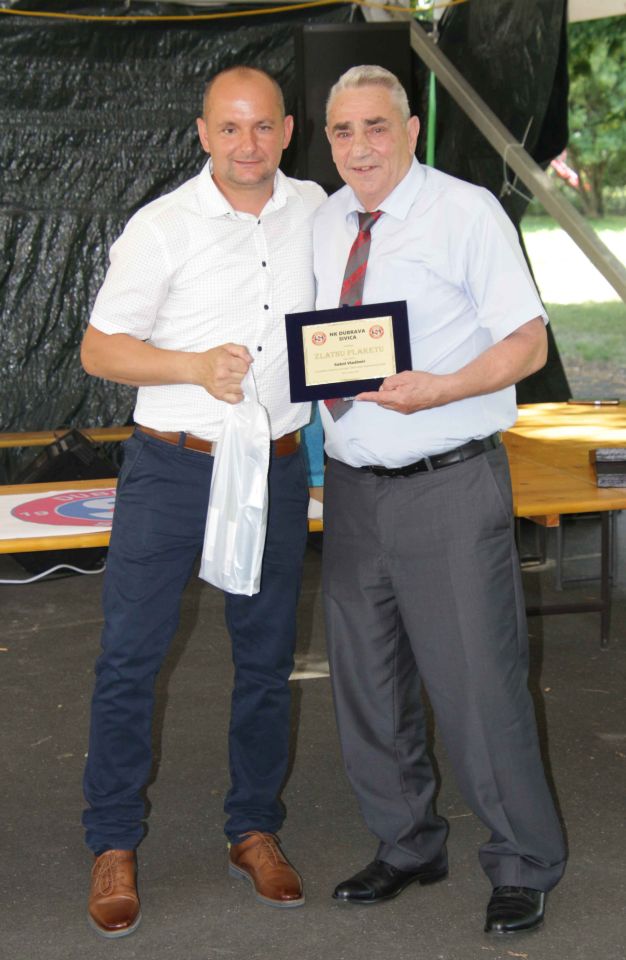 60 GODINA NK DUBRAVE Sivica proslavila rođendan uz emocije, plakete i gulaš (25)