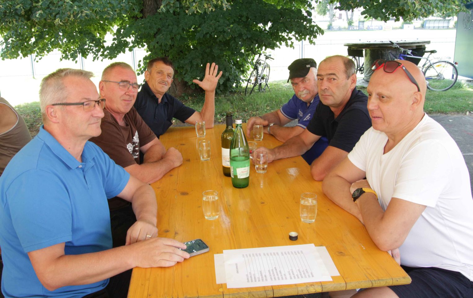 60 GODINA NK DUBRAVE Sivica proslavila rođendan uz emocije, plakete i gulaš (7)