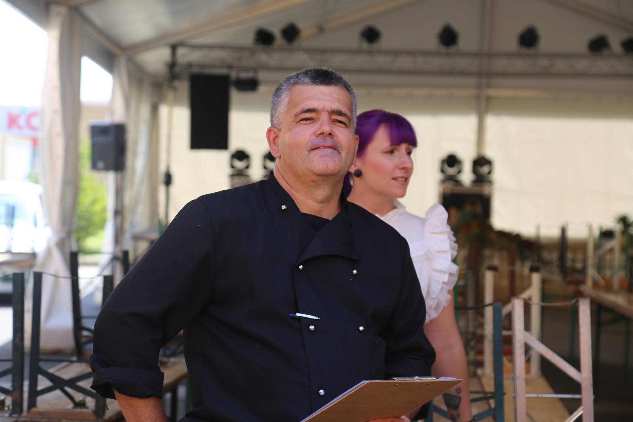 Miris ‘grofovske kotlovine’ u subotu se širio Pribislavcem