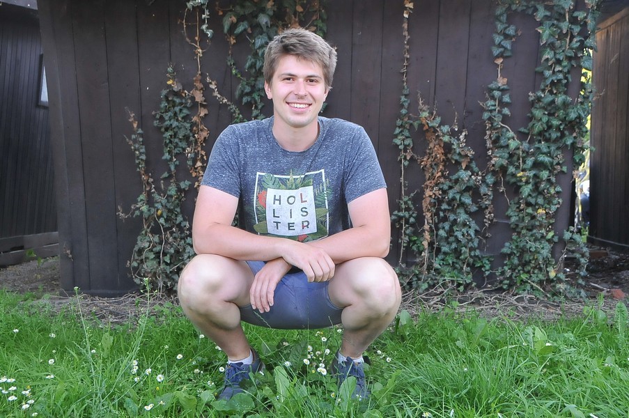OD PLIVAČKOG PRVAKA DO TURISTIČKOG VODIČA Kiki ‘z Međimurja goste vodi na lutanja međimurskim bregima i goricama OD PLIVAČKOG PRVAKA DO TURISTIČKOG VODIČA Kiki ‘z Međimurja goste vodi na lutanja međimurskim bregima i goricama