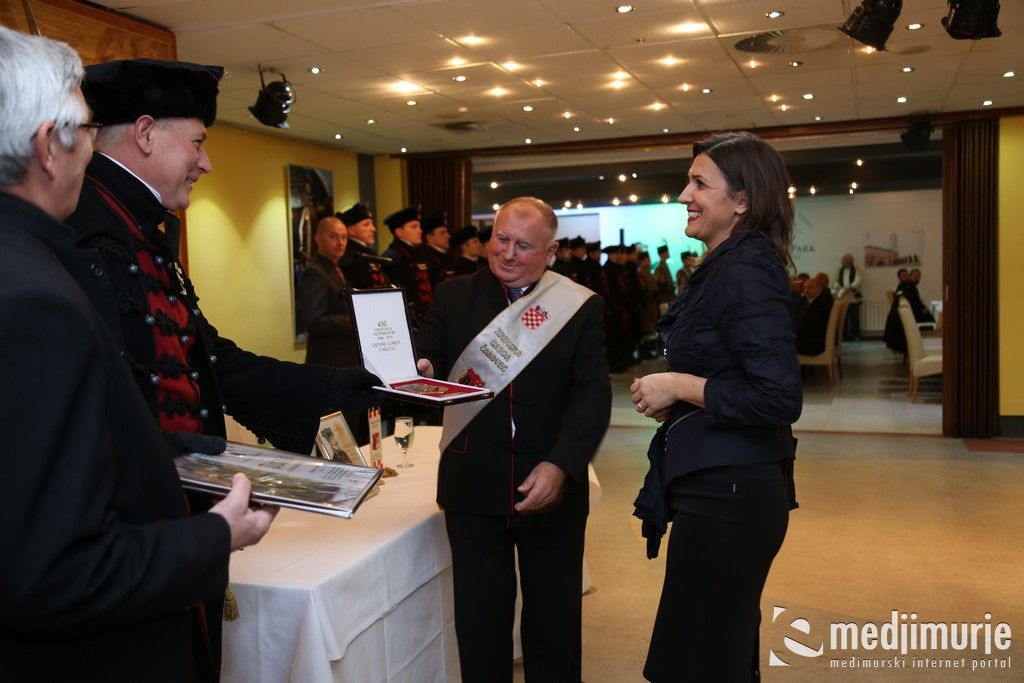 pravazena00100385539