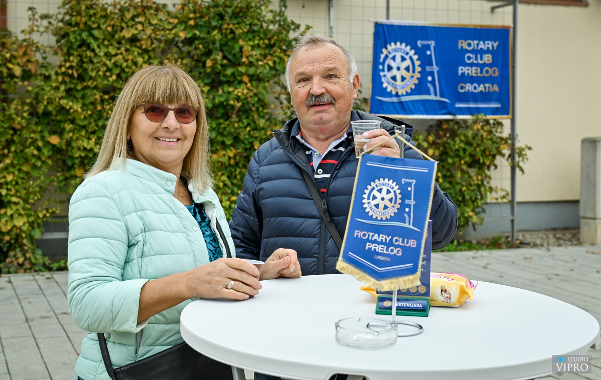 ZA POMOĆ POTREBITIMA Održana još jedna kestenijada Rotary cluba Prelog