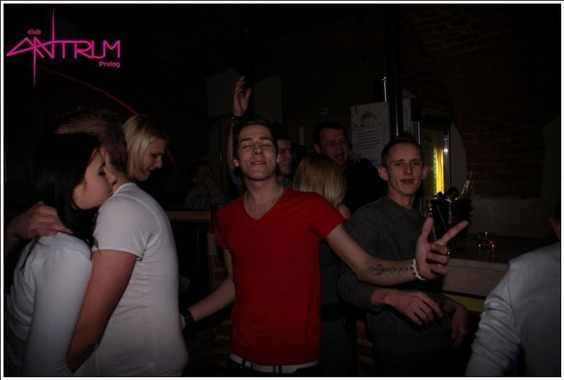 slika0045 Antrum (Subota, 5.1.2013.) slika0045 Antrum (Subota, 5.1.2013.)