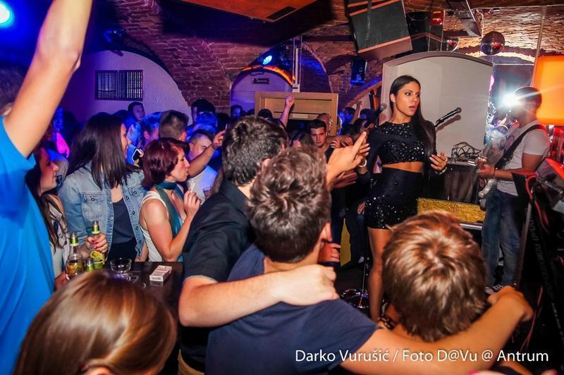 slika00041 Antrum (Subota, 28.6.2014. – Sandra Afrika)