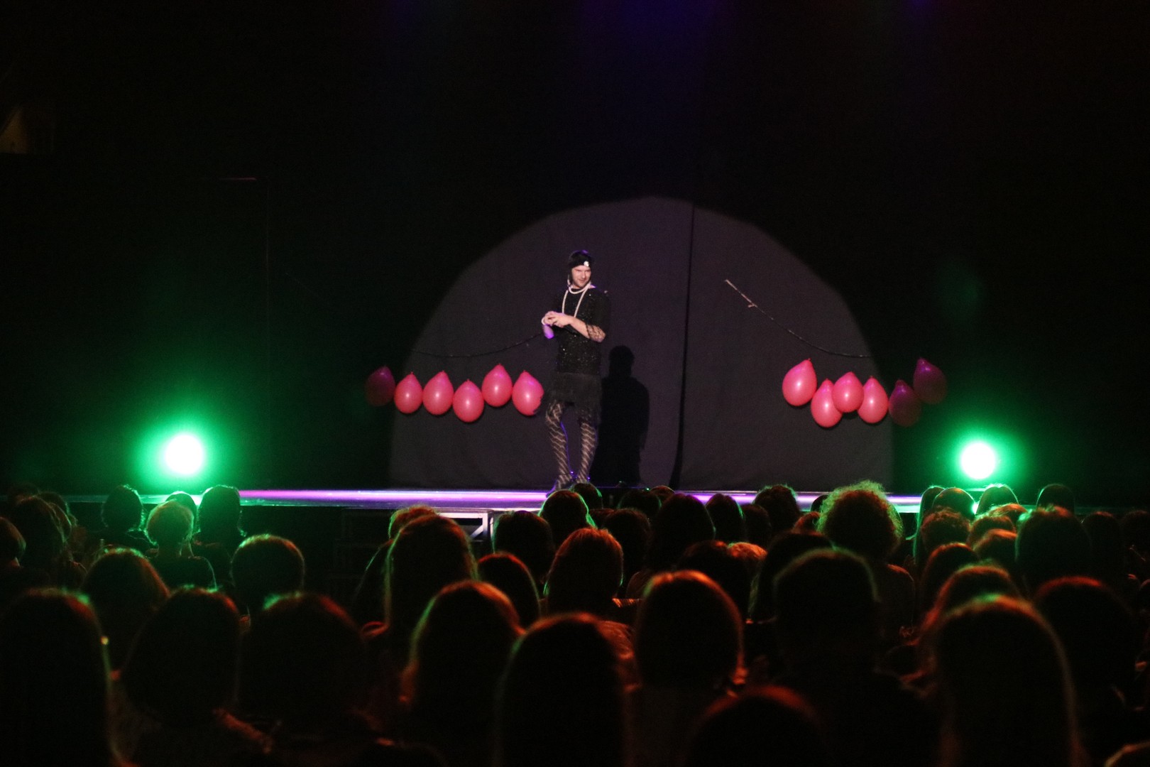 Hit predstava ‘Dame biraju’ oduševila publiku u varaždinskoj Areni