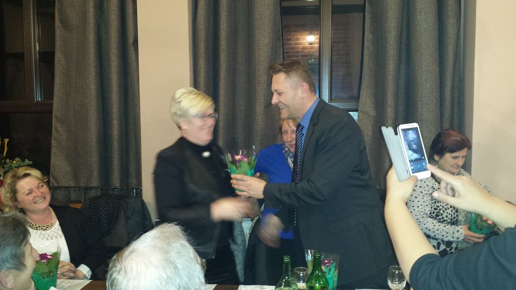 20160226204240122878