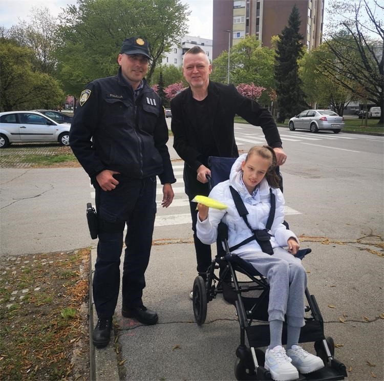 Policija provela akciju ‘Pješaci i vozači bicikala oprez!’