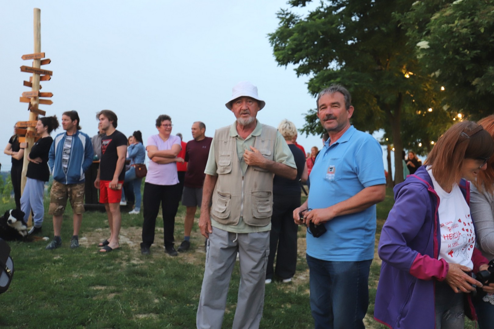 PRIZOR KOJI SE PAMTI Doček prvih zraka ljetnog sunca na Mađerkinom bregu nikog nije ostavio ravnodušnim PRIZOR KOJI SE PAMTI Doček prvih zraka ljetnog sunca na Mađerkinom bregu nikog nije ostavio ravnodušnim